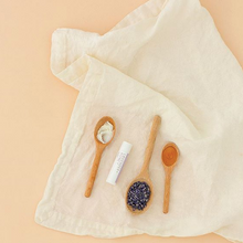 Load image into Gallery viewer, Lavender + Honey Lip Balm